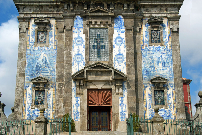 Illustration for article titled Some of the weirdest and most beautiful church decorations of all time
